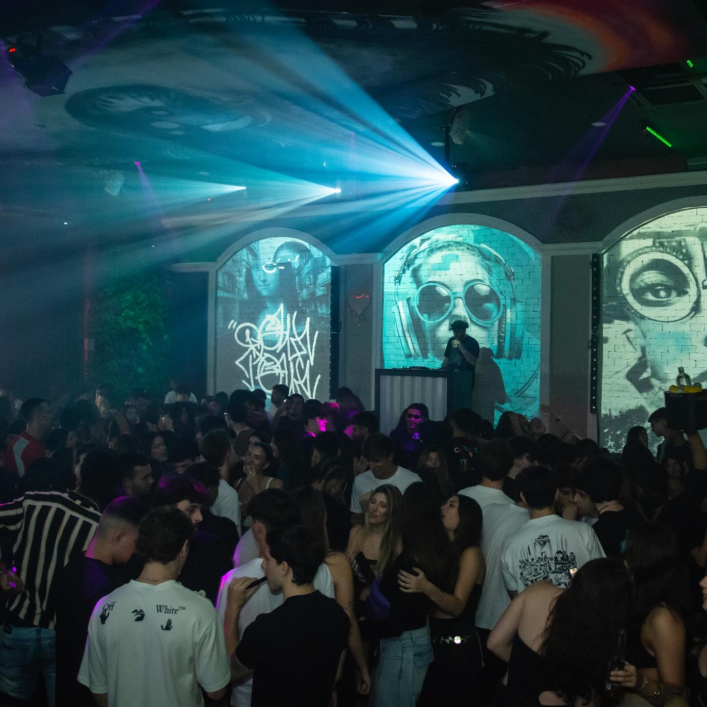 Galleria Bar